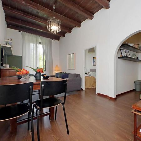 Tevere Apartments Рим Екстер'єр фото